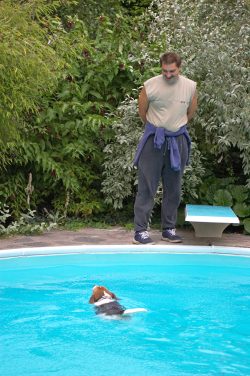 Zbigniew keeps an eye on me but I'm so grown up now